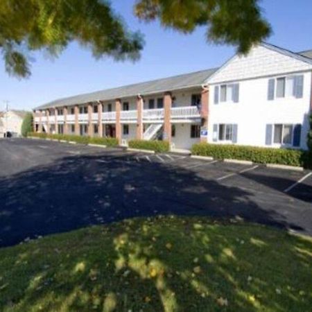Americas Best Value Inn Biddeford Exterior photo